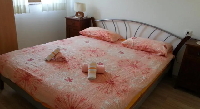 Апартаменты с видом на сад Apartment Drenovica