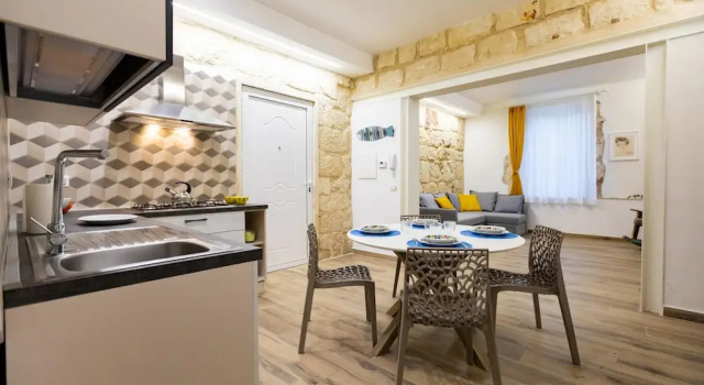 Suite Eveneto in Syracuse, Book Apartment Hotels in Sicily with Parking, Parking