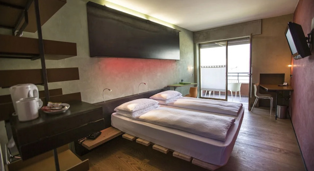 Номер Standard с балконом и с видом на озеро Ambienthotel PrimaLuna 3S