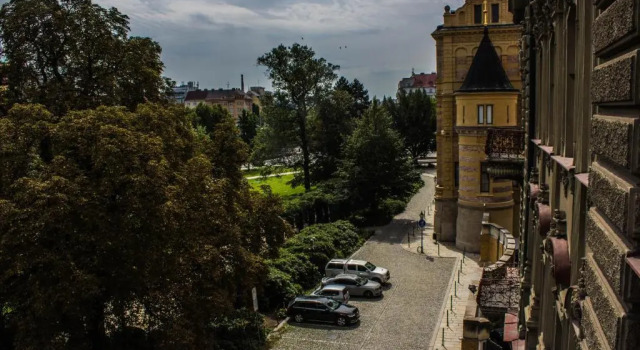 Трёхместный номер Standard Hotel Continental