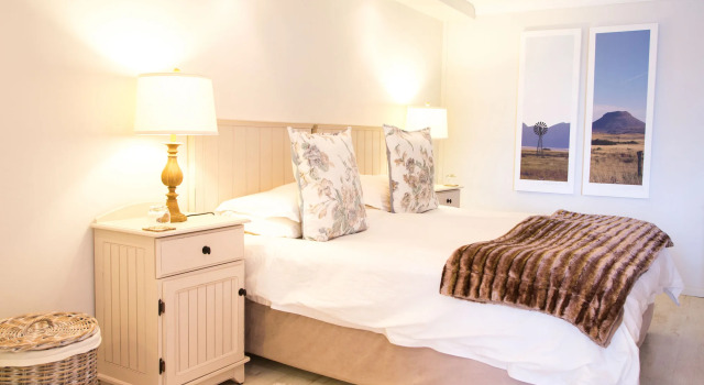 Four Palms Accommodation, Забронировать Гостевой дом Гостевые дома Дурбанвиль, Гостевой дом