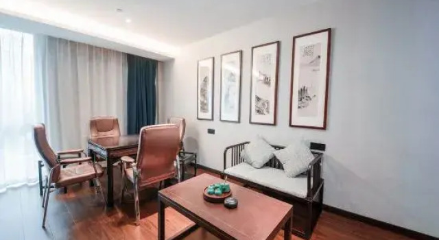 Двухместный люкс Classic QIANNA HOTEL FINE (Pingdingshan Zhanhe District Biguiyuan)
