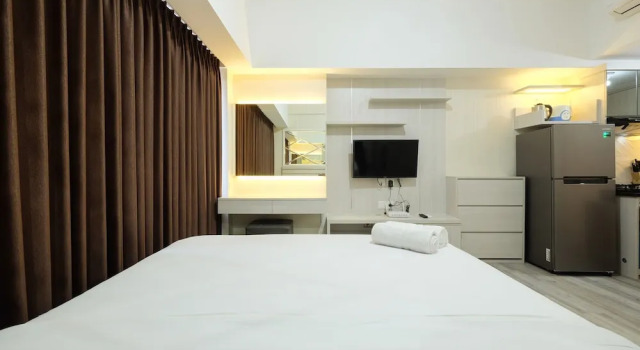 Elegant Studio at Springlake Summarecon Bekasi Apartment