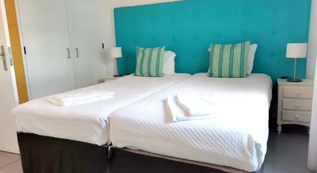 MIMI - Penthouse & Infinity Pool - Duna Parque Group, Забронировать Отель Отели в центре Вила-Нова-де-Милфонтеш с завтраком, отели в центре Вила-Нова-де-Милфонтеш с завтраком