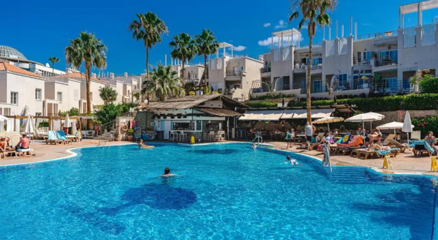 Villa Lagos de Fanabe, Забронировать Вилла Виллы Адехе, рядом с Центр водных видов спорта Tenerife Nautical Center, Вилла