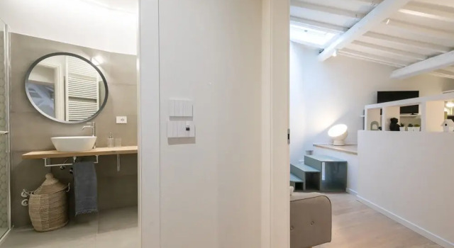 Madonna Luxury Apartment, Забронировать Апартаменты/квартира Отели Флоренции с парковкой, рядом с Базилика Санта-Кроче, Парковка