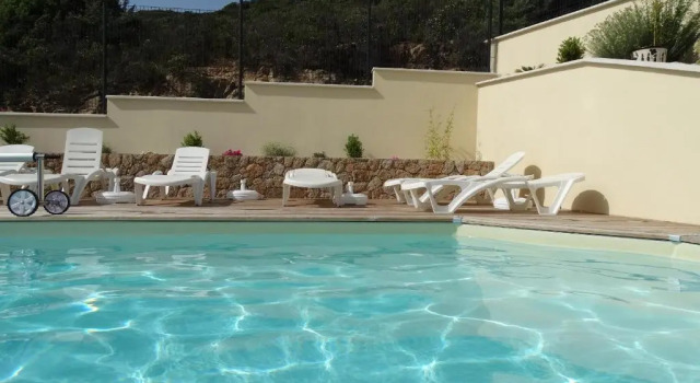 Вилла Gîtes Sassone, piscine, jacuzzi et vue mer panoramique sur Ajaccio
