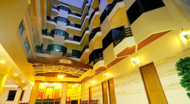 Khaosan Palace Hotel