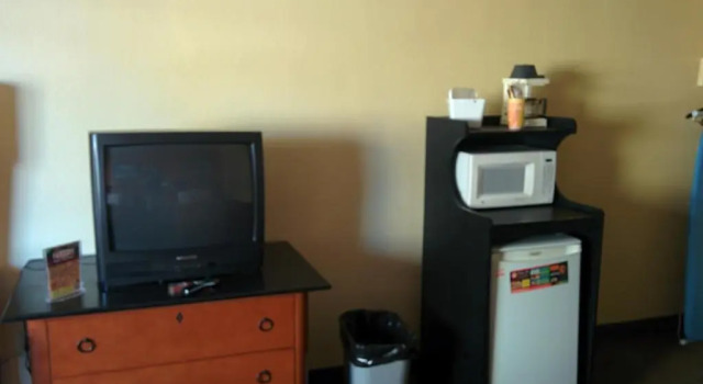 Четырёхместный номер Standard Days Inn by Wyndham Myrtle Beach-Beach Front