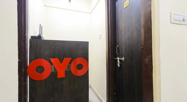 Oyo Flagship 45906 Hotel Ashutosh