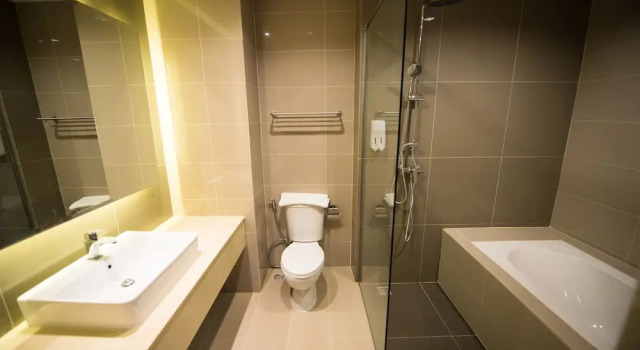 Номер Deluxe с балконом L Hotel