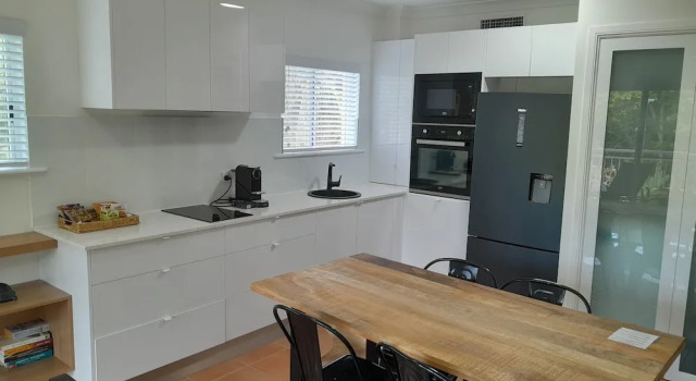 Апартаменты Superior The York Beachfront Holiday Apartments