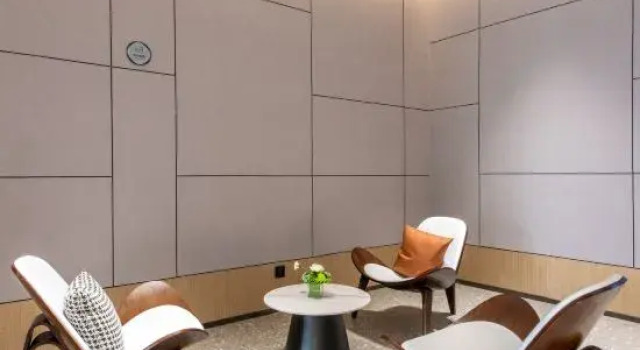 Country Inn & Suites by Radisson，Dongguan Wanjiang Shimei Tea Market Hotel, Boek Hotel Hotels in Guangdong met parkeren, Parkeren