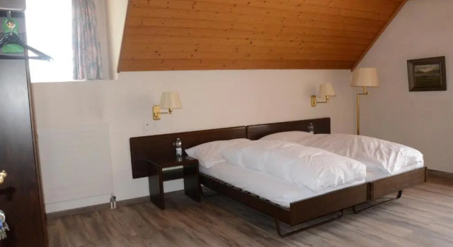Gasthof Löwen Worb bei Bern, Prenota Hotel Hotel a Canton Berna con piscina, Piscina