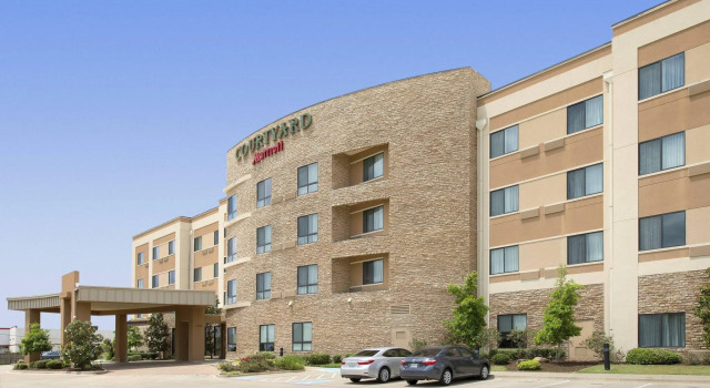 Номер Standard Courtyard by Marriott Lufkin