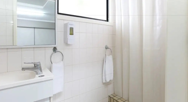 Четырёхместный номер Standard Tandara Hotel Motel
