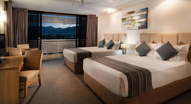 Rydges Esplanade Resort Cairns, Забронировать Курортный отель Курортные отели Кэрнс, рядом с Cairns Family Court, Курортный отель
