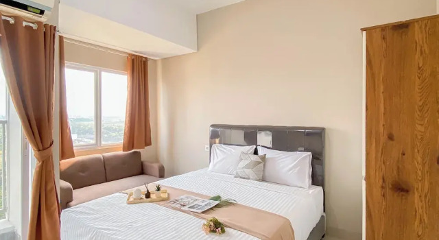Neutral Minimalist Studio Apartment At Lrt City Sentul - Royal Sentul Park, Book Apartment Kadumangu West Java