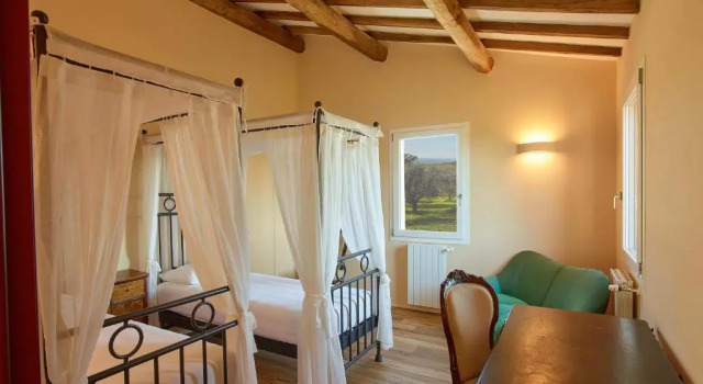Poggio Tamantino, Boek Hotel Poggio Cavallo Toscane
