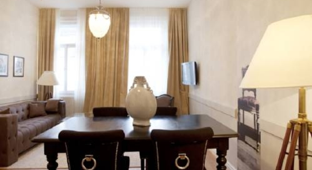 Apartment 6 rooms - 1060