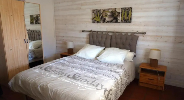 642 Avenue De L'Aviation -044