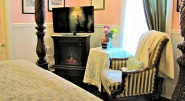 Трёхместный номер Standard The Olde Mill Inn Bed & Breakfast