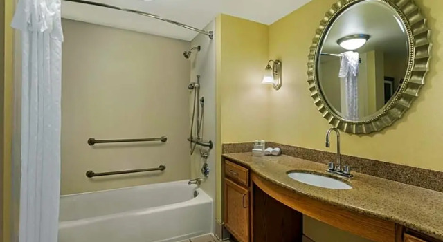 Четырёхместный номер Standard Homewood Suites by Hilton Newark-Wilmington South Area