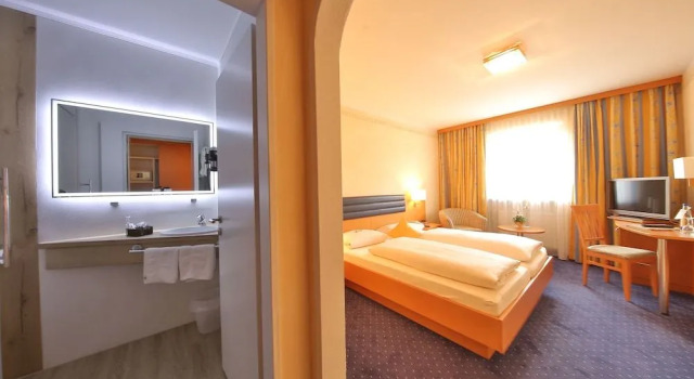 Hotel Bockmaier, Prenota Hotel Oberpframmern 
