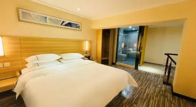 Двухместный люкс Дуплекс City Comfort Inn Guangzhou Haizhu District Exhibition Center