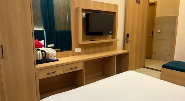 Номер Executive One Earth City Pearl Amritsar