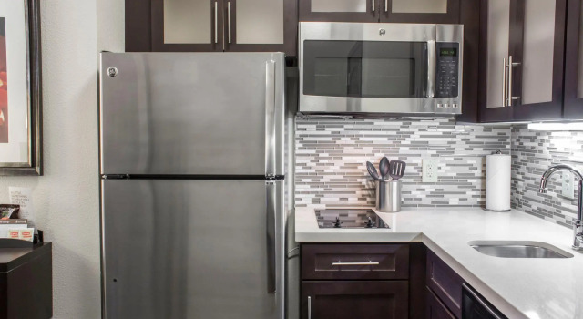 Двухместный люкс Studio Staybridge Suites North Jacksonville by IHG