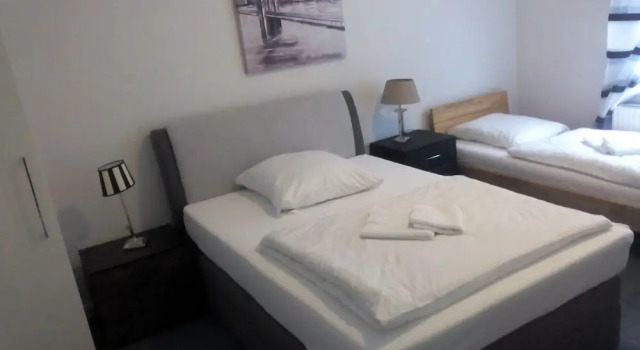 Апартаменты Pension Donau Apartments