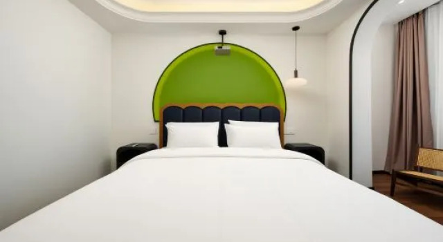 Люкс с 2 комнатами с видом на город Yiming Serviced Apartment