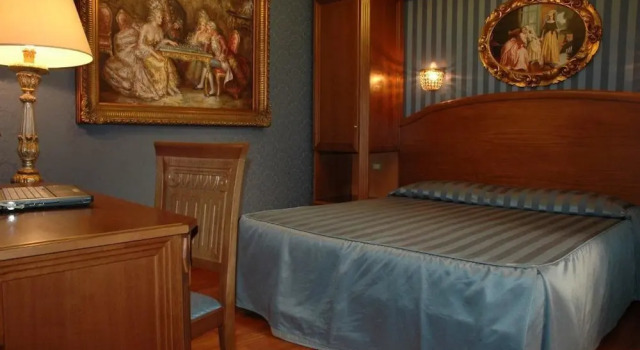 Executive Zimmer AH SUITES Montecitorio