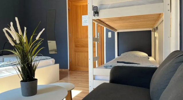Четырёхместный номер Classic Blue Doors Hostel Altstadt