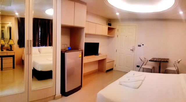 Отель B your home Hotel Donmueang Airport Bangkok