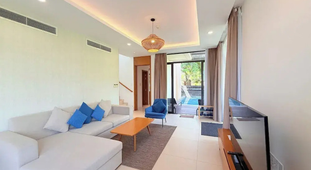 Вилла Luxury Beach Front Villa