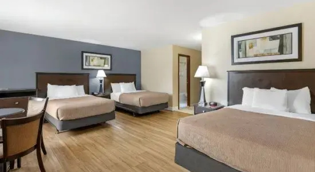 Шестиместный номер Standard Quality Inn - Niagara Falls Blvd