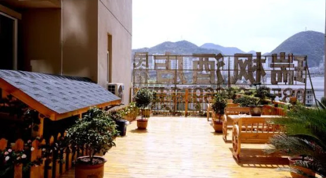 Ruifeng Hotel, Rezerwuj Hotel Hotele w Guizhou z parkingiem, Parking