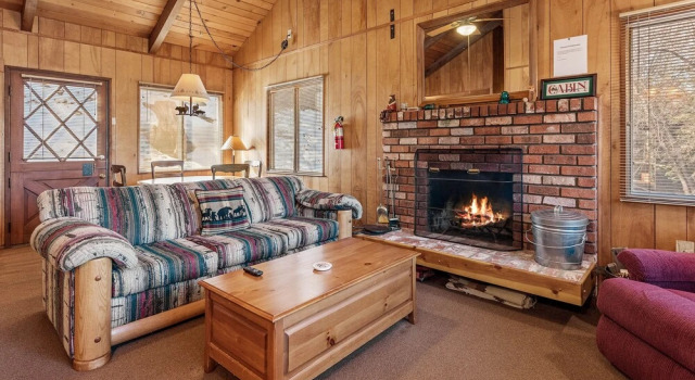 Moonlight Ridge - Free Ski/snowboard Rental! - 3bd/2ba/wifi/smart Tv/streaming 3 Bedroom Cabin