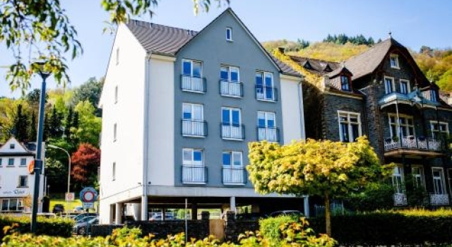 aparthotel Cochem, Забронировать Отель Отели Кохем 3 звезды, рядом с Catholic Church of St Martin, 3*