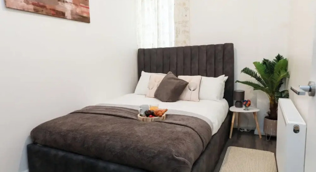 Victoria Road Apartment in Stoke, Забронировать Апартаменты/квартира Сток-он-Трент Стаффордшир