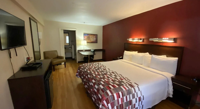 California Inn and Suites, Rancho Cordova, Book Hotel Rancho Cordova California
