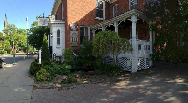 Trinity House Inn, Boek Bed and Breakfast Hotels in Thousand Islands met ontbijt, Ontbijt