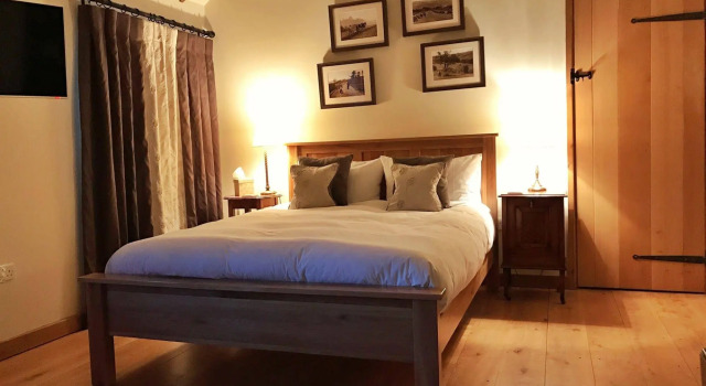 Manor Farm-MK, Book Hotel Newton Longville 