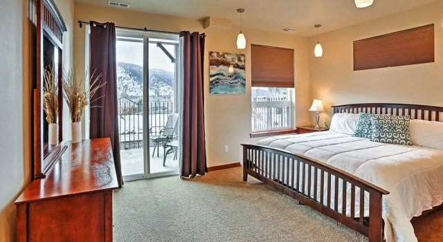 Апартаменты Marvelous Manson Condo, Steps to Lake Chelan Beach