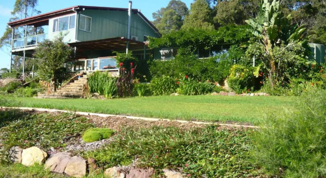 Коттедж Bournda Retreat