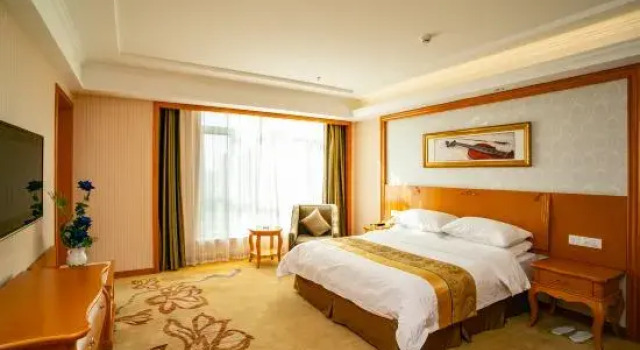 Люкс Deluxe Zhang Yu Mingbang International Hotel