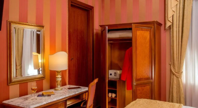 Standard- Enkelt værelse Hotel Forte