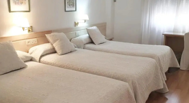 Трёхместный номер Standard Hotel Florida